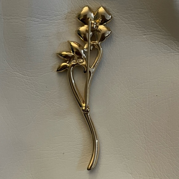 Vintage Swarovski heart shaped floral crystal golden brooch w/stem ππππ - Picture 7 of 9